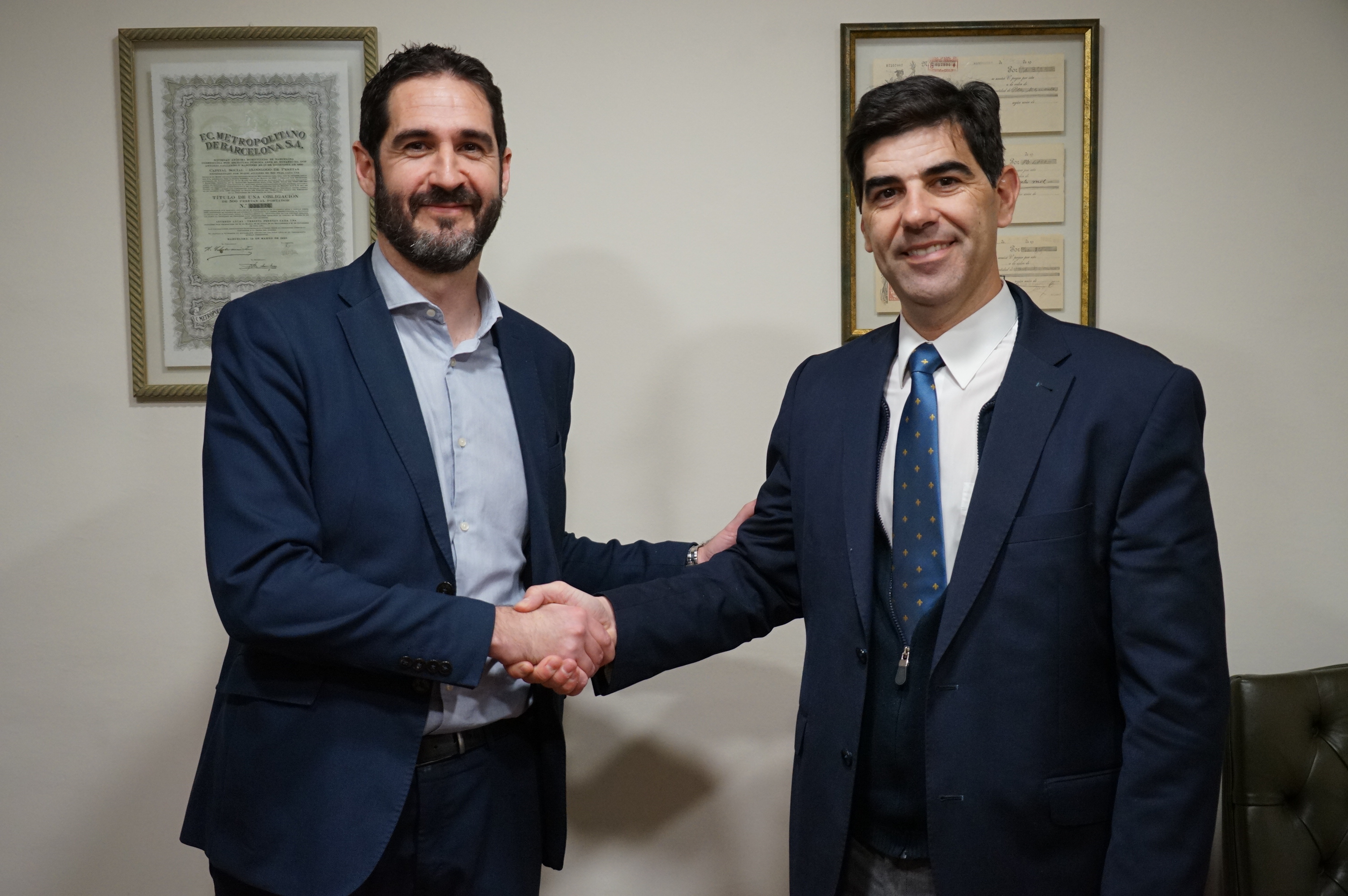 Firma de la adquisición de los terrenos