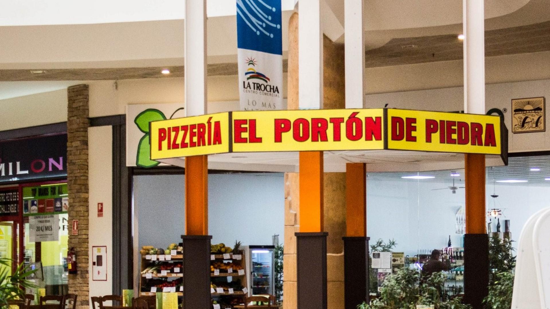 Pizzería El Portón de Piedra