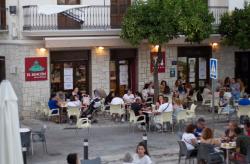 Terraza de "EL Rincón de la Plaza", en plaza Bermúdez de la Rubia